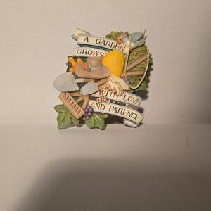 Garden Themed Decorative Magnet